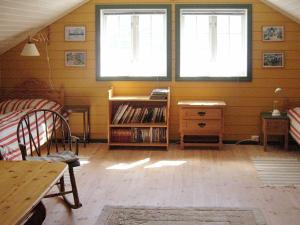 Vølset的住宿－Four-Bedroom Holiday home in Follafoss，相簿中的一張相片
