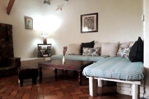 Posteľ alebo postele v izbe v ubytovaní Corfu Town Garden Cottage