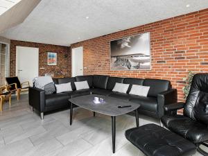 Fotografie z fotogalerie ubytování 12 person holiday home in Ringkøbing v destinaci Ringkobing + 22 fotografií