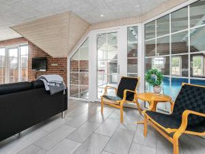 Fotografie z fotogalerie ubytování 12 person holiday home in Ringkøbing v destinaci Ringkobing