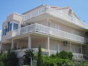 Balkón alebo terasa v ubytovaní Apartments Kresic