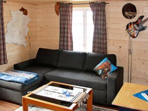 Uma área de estar em One-Bedroom Holiday home in Gravdal