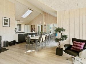 Posezení v ubytování Luxury Villa with Pool - By Traum Ferienwohnungen + 12 fotografií