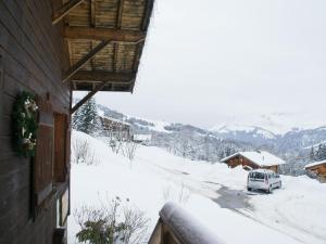 Cosy chalet with garden að vetri til