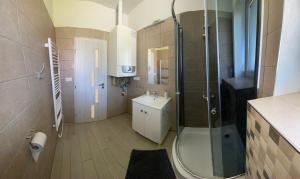 Kúpeľňa v ubytovaní Apartmán Pod Klinom + 16 fotografií