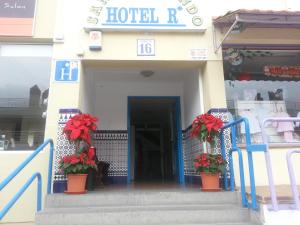 Hostal Casa de Huéspedes San Fernando - Adults Only的门面或入口
