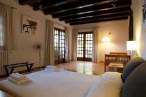 Llit o llits en una habitació de Luxury Private Holiday Villa with Private Pool, Ibiza Villa 1077