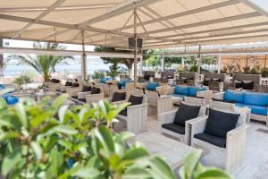 Posezení v ubytování Astros Beach Boutique Hotel