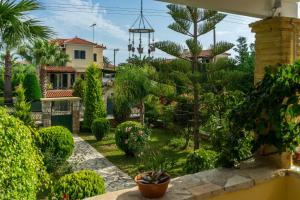 Vonkajšia záhrada v ubytovaní Villa Garden Star