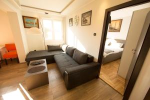 พื้นที่นั่งเล่นของ Ahoy Belgrade Luxury Apartment