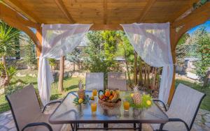 Vonkajšia záhrada v ubytovaní Villa Garden Star