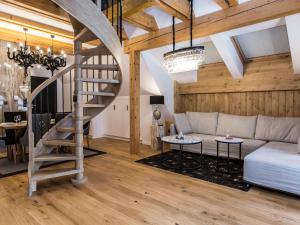 Posezení v ubytování POD SKOCZNIA SPA Zakopane
