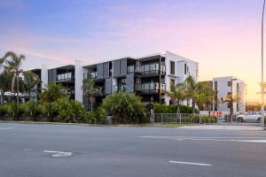 Gallery image of Rooftop Retreat - Mount Maunganui Holiday Home in Mount Maunganui