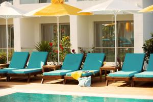 Bazén v ubytování Nasos Hotel & Resort nebo v jeho okolí