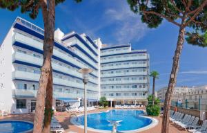 Gallery image of Hotel Mar Blau in Calella