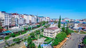 Nespecifikovaný výhled na destinaci Dalat nebo výhled na město při pohledu z hotelu