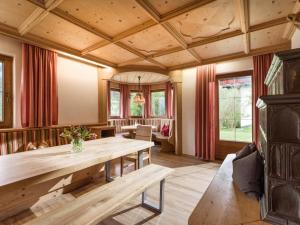 Część wypoczynkowa w obiekcie Ferienhaus Kröll