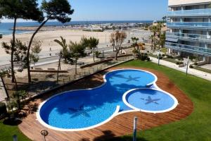 Bazén v ubytovaní AT161 Vistas a la playa, piscina y equipamiento completo alebo v jeho blízkosti