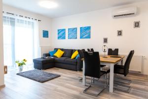 Istumisnurk majutusasutuses Apartman Fonyód