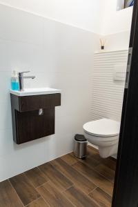 Vannituba majutusasutuses Apartman Fonyód +12 fotot