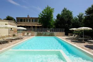 Piscine de l'établissement Villa Tombolina ou située à proximité