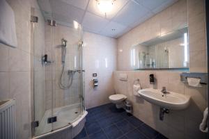 Koupelna v ubytování Hotel Fohnsdorf