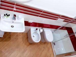 A bathroom at Affittacamere ELVI