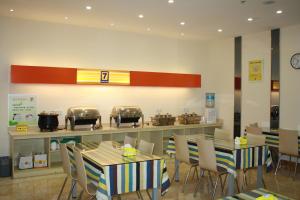 Εστιατόριο ή άλλο μέρος για φαγητό στο 7Days Inn Jiangyin XiCheng Road Qingyang