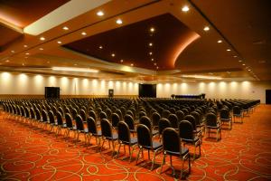 Zaplecze biznesowe lub konferencyjne w obiekcie Holiday Inn Tuxpan - Convention Center by IHG