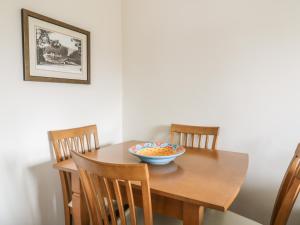 Eve's Attic, Windermere