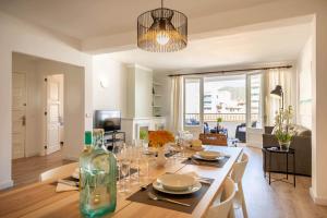 Piso Carles by Sealand Villas italokat is kínál