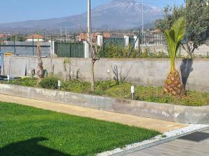 Gallery image of Lovely bungalow in Belpasso with garden and Etna view in Belpasso