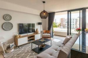 Gallery image of MONDAINE CENTRAL LUXURIOUS SPACIOUS AND TRENDY in Cape Town
