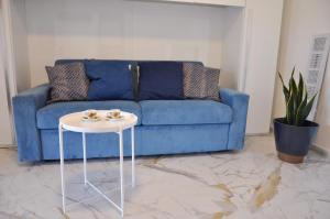 A seating area at Beach apartments Isola d'Elba