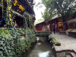 Gallery image of 7Days Inn Old Town of Lijiang The Grand Water Wheel in Lijiang