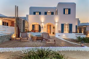 Bazén v ubytování Punda Villas Paros nebo v jeho okolí