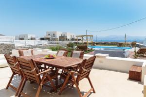Bazén v ubytování Punda Villas Paros nebo v jeho okolí
