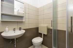 Koupelna v ubytování Apartments Jakoplić