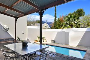 Gallery image of La Gratitude Self catering cottage in Franschhoek