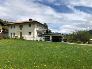Vonkajšia záhrada v ubytovaní Appartementhaus Anna