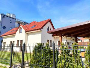 Budynek, w którym mieści się kwatera prywatna