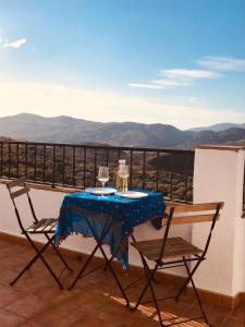 A general mountain view or a mountain view taken from the holiday home