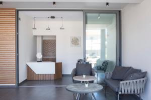 Posedenie v ubytovaní KN Ionian Suites