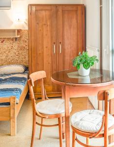 Posezení v ubytování Fortun Estate - apartmaji ob reki Kolpi