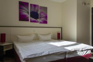 Postel nebo postele na pokoji v ubytování Schlüter Hotel & Restaurant