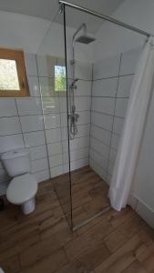 Koupelna v ubytování Tiny House Grabovac + 37 fotografií