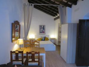 Posedenie v ubytovaní Apartamento tranquilo en el centro de Conil