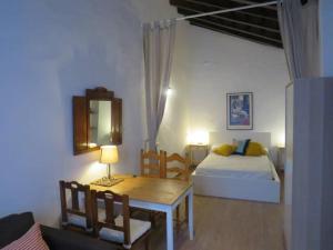 Posteľ alebo postele v izbe v ubytovaní Apartamento tranquilo en el centro de Conil