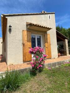 Gallery image of Villa Bel-horizon, soleil du sud in Bagnols-sur-Cèze