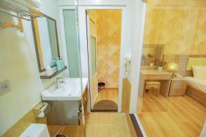Koupelna v ubytování Khanh Uyen 1 Hotel